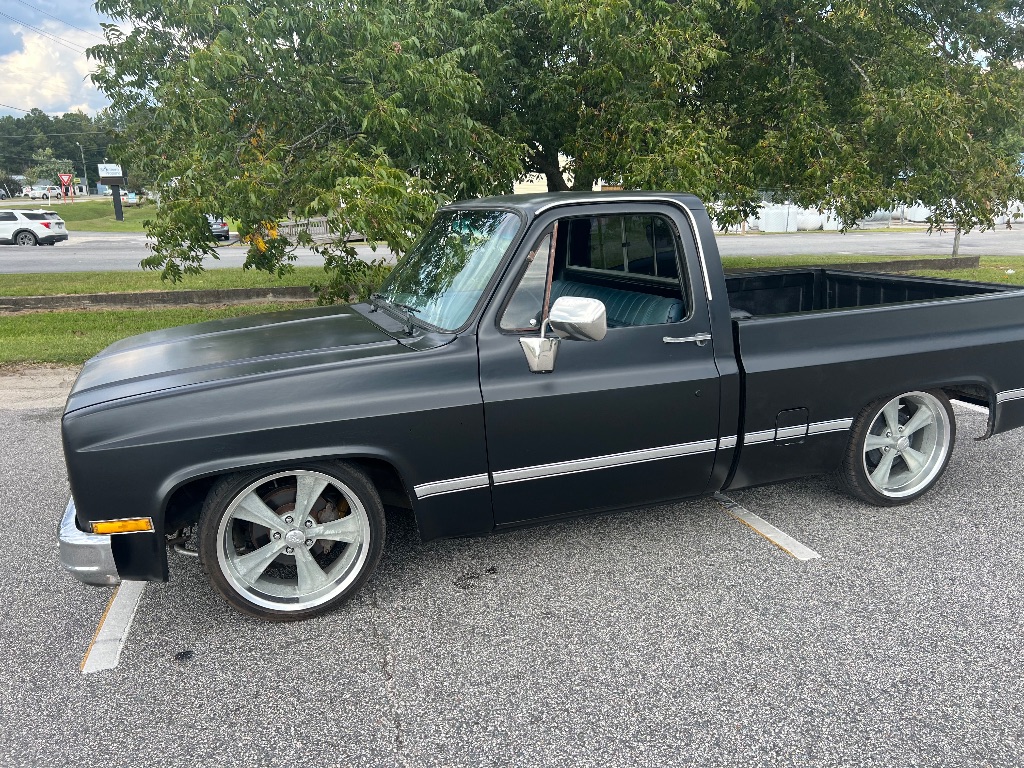 1986 Chevrolet C10's photo